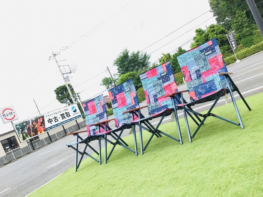 Coleman(コールマン)×BEAMS(ビームス)のバンダナ柄レイチェアが入荷