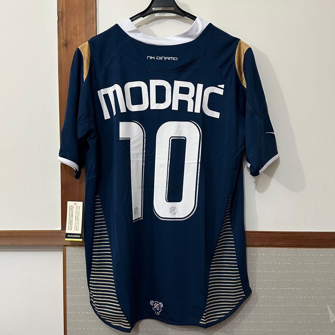 【激レア】ディナモザグレブ　モドリッチ　ユニフォーム 激レア】ディナモザグレブ モドリッチ ユニフォーム - メルカリ