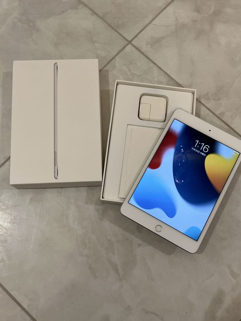 iPad本体 Apple iPad mini 4 MK772J/A A1550 128GB iPad mini SIMフリー mini4 Wi-Fi + Cellular 128GB A1550 MK772J/A