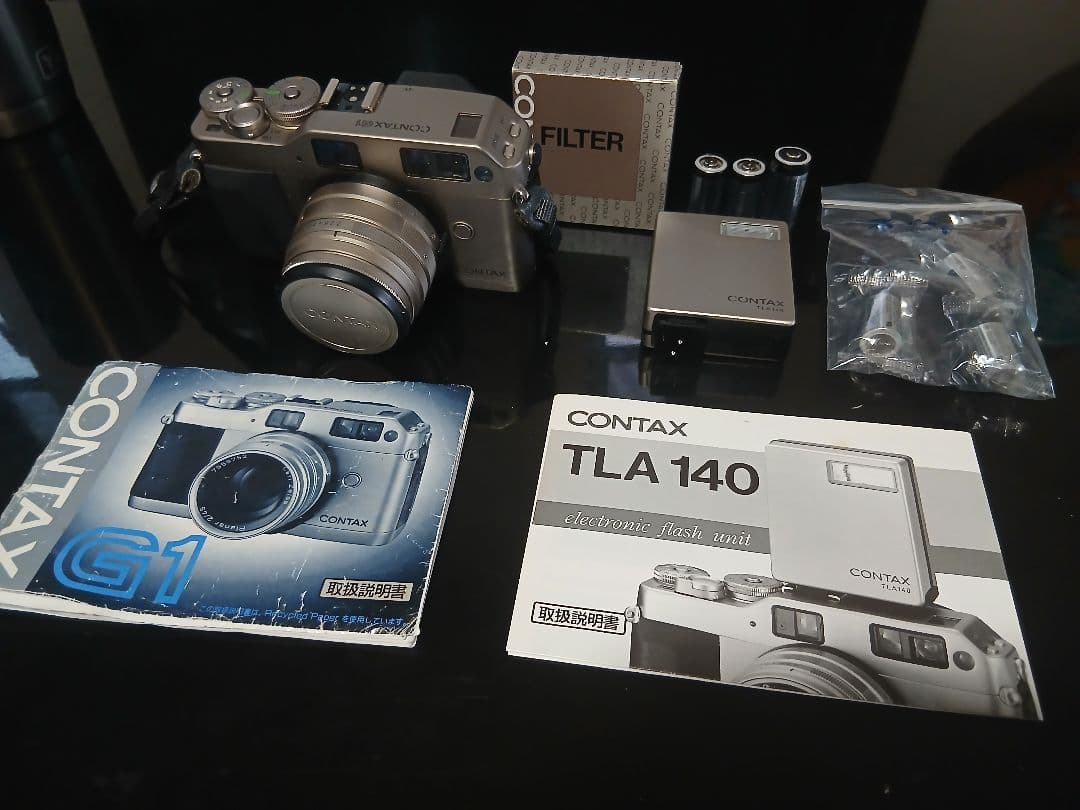 CONTAX G1 フィルムカメラ TLA 140付き Contax G1 Green Label + Carl Zeiss Planar 45/2 + TLA140 Flash